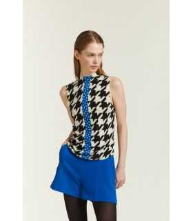  sleeveless turtleneck sweater with double use Pied de Poule print