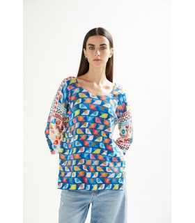  Oversize V neck sweater with 3/4 sleeves Fun print double use