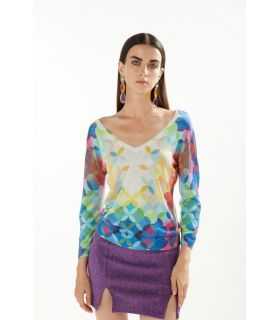 V neck sweater with 3/4 sleeves and Cool print double use